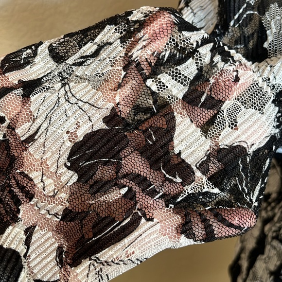 Cache blouse - Picture 8 of 10